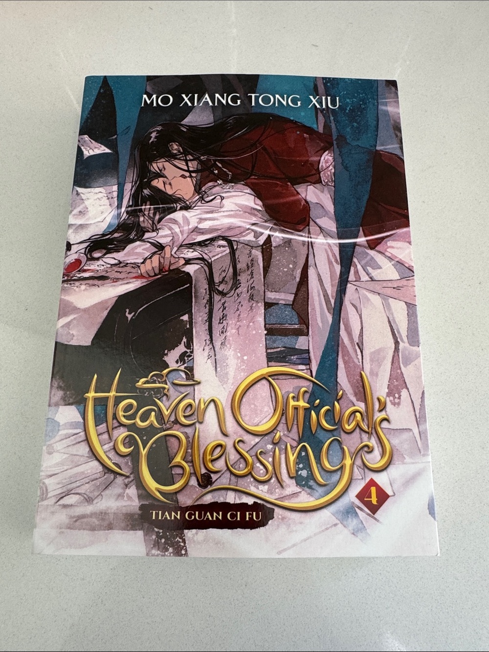 Heaven Official’s Blessing Volume 4 - Tian Guan Fu - softcover Book